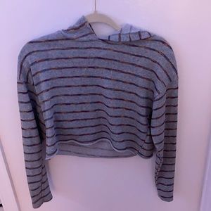 Grey stripped cropped hoodie